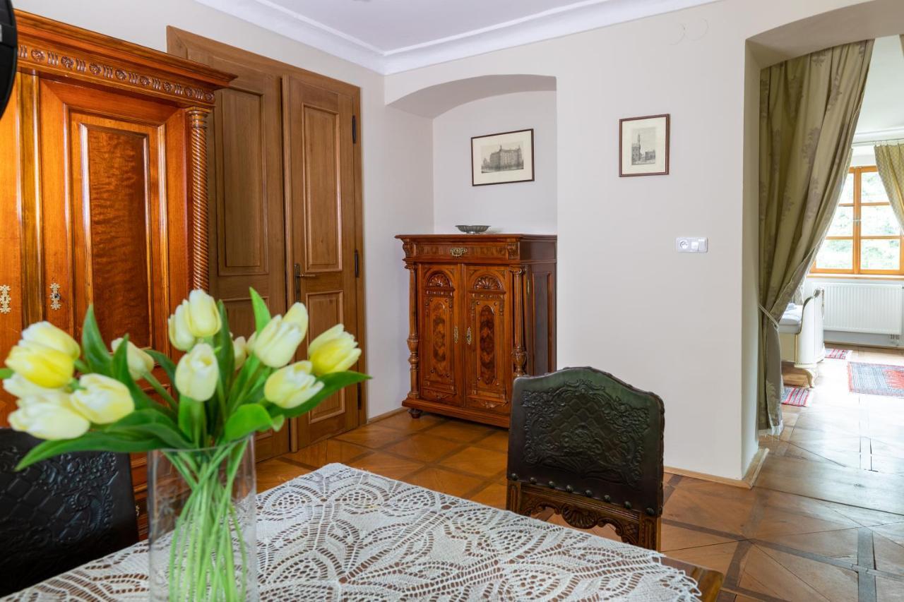 Zamecek Klokocov Hotel Buitenkant foto