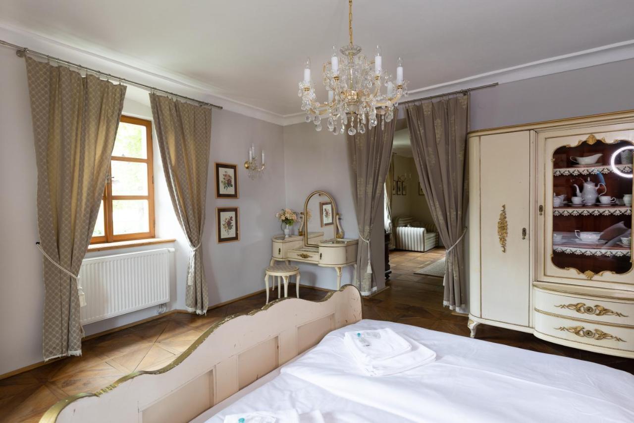 Zamecek Klokocov Hotel Buitenkant foto